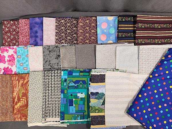 Lot 308: 10 lbs Quilt Fabric 1990-2010 - Assorted Blue Prints