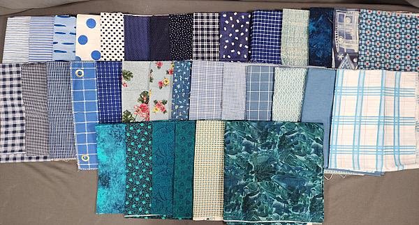 Lot 312: 10 lbs Quilt Fabric 1990-2010 - Assorted Blue Prints