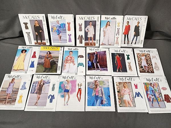 Lot 315: 17 Uncut McCall's Sewing Patterns Sizes A & A5