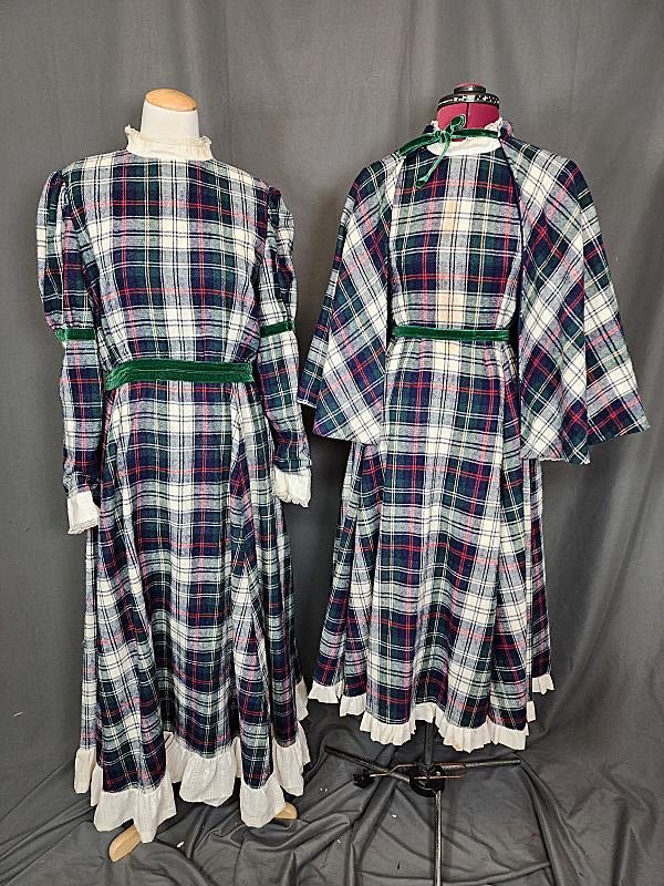 Lot 179: Vintage Mother & Daughter Christmas Plaid Dresses