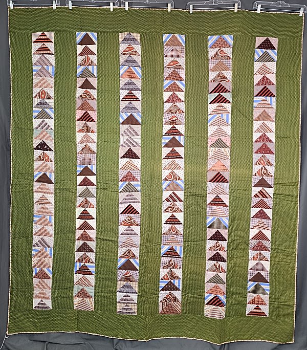Lot 11: Antique c1870 Flying Geese Quilt PA