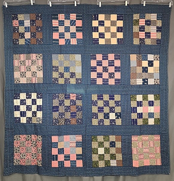 Lot 12: Antique c1890 25 Patch Quilt