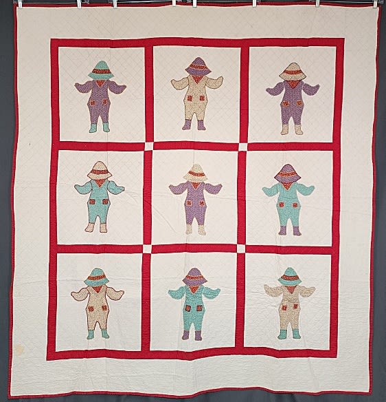 Lot 31: Vintage c1930 Overall Bill Quilt