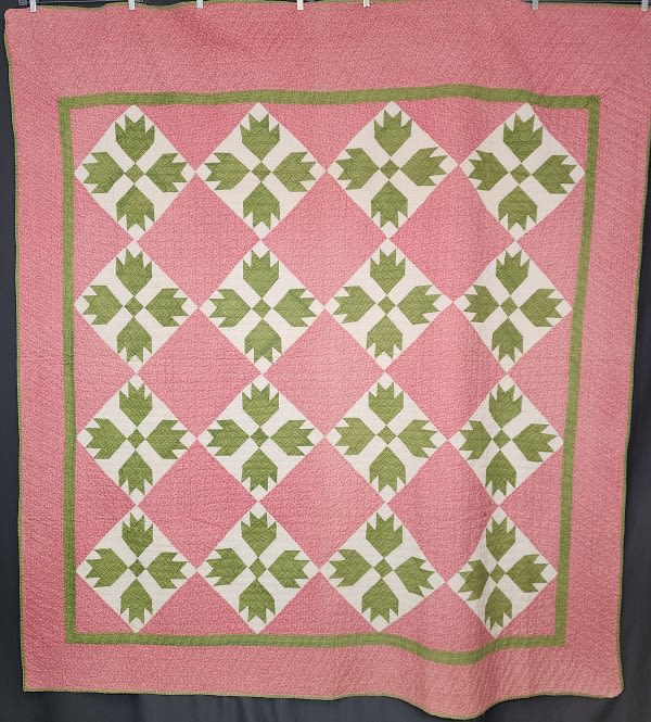 Lot 155: Antique c1880 Turkey Tracks Quilt