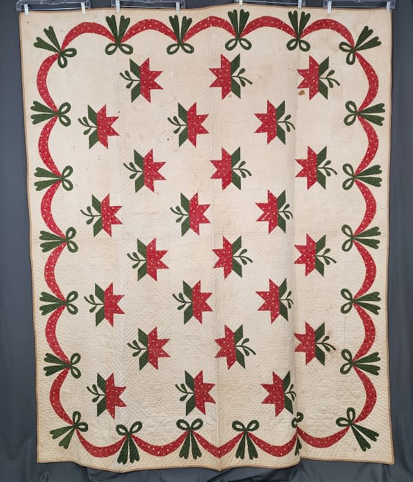 Lot 165: Antique c1850 Peony Variation Quilt