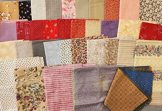 Lot 209: 10 lbs Quilt Fabric 1990-2010 - Reproductions