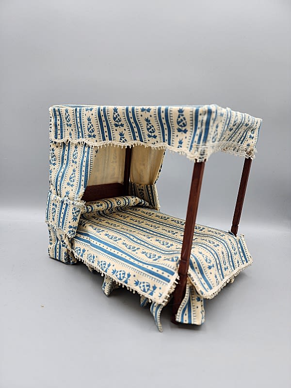 Lot 159: Vintage Canopy Rope Doll Bed