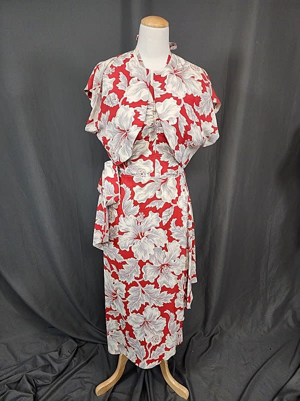 Lot 163: Vintage 1940s Hawaiian Dress with Jacket- Honolulu