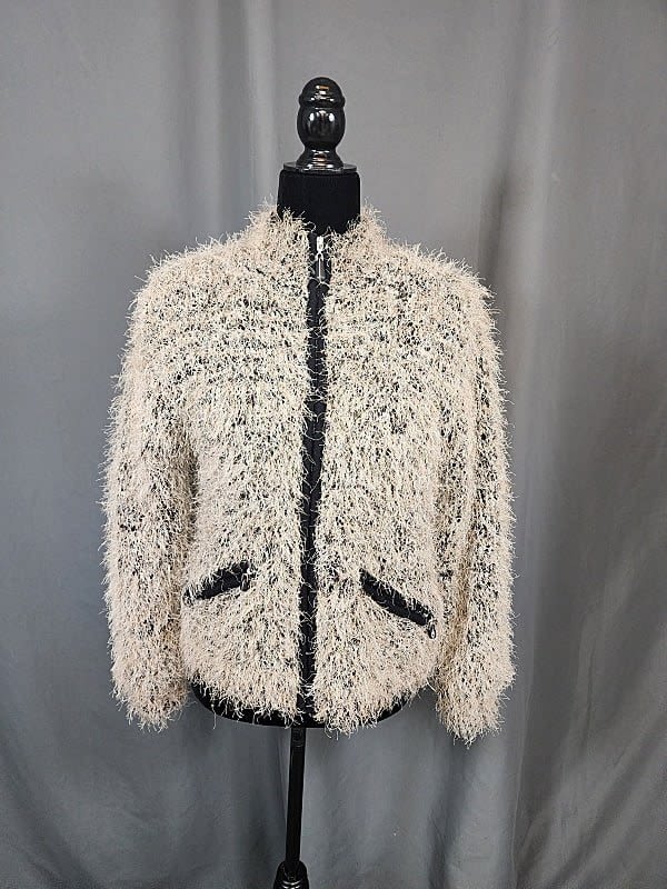 Lot 176: Vintage Ladies Jamie Sadock Fuzzy Shaggy Jacket