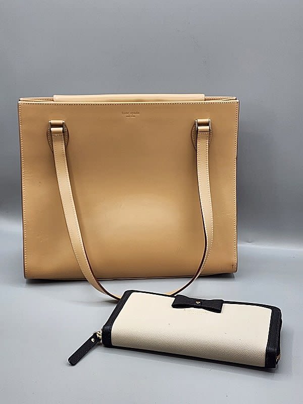 Lot 194: Kate Spade Purse and Wallet