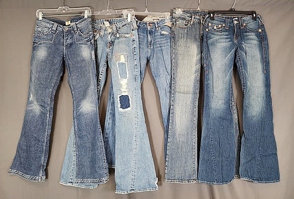 Lot 204: 5 Vintage Denim Jeans 26/27 - True Religion, more