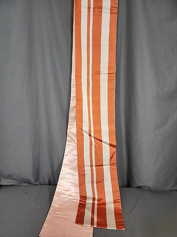Lot 209: Vintage Japanese Silk Obi