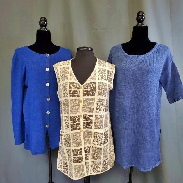 Lot 233: 3 Vintage Italian Sweaters - 42