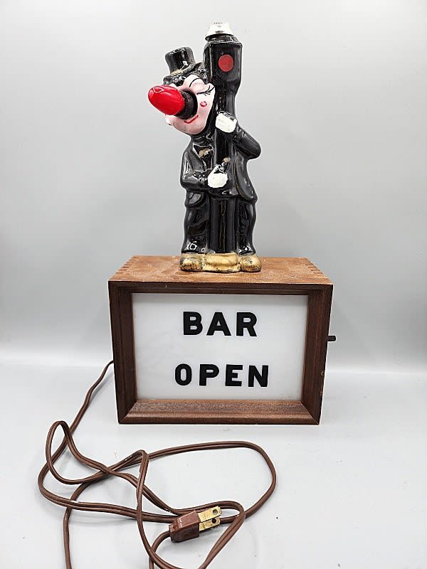 Lot 166: Vintage Bar Open Hobo Lamp
