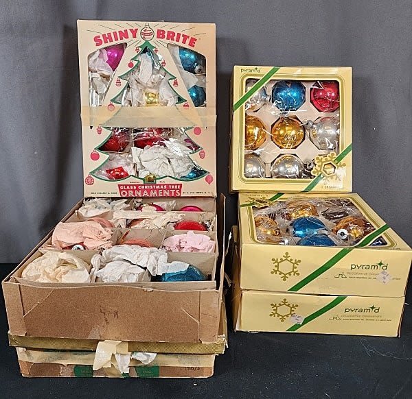Lot 203: 6 Boxes of Vintage Christmas Ornaments