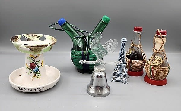 Lot 248: Miscellaneous Kitchen