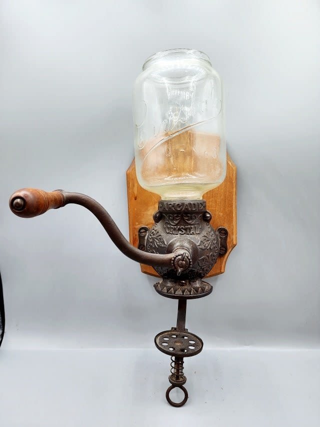 Lot 250: Antique Arcade Coffee Grinder