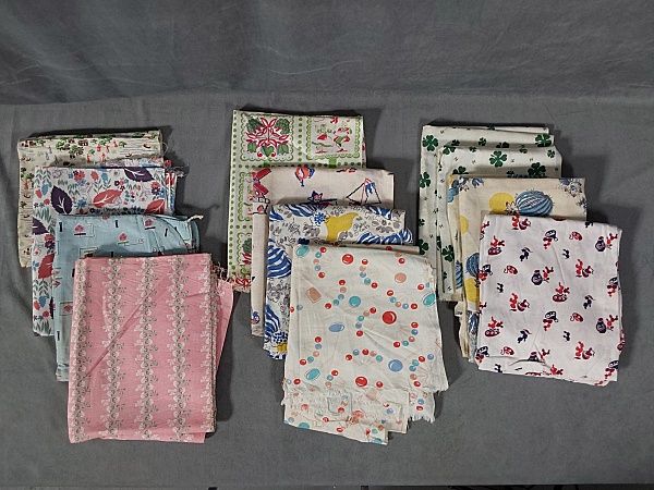 Lot 208: 11 Vintage Feedsacks-Novelty Prints