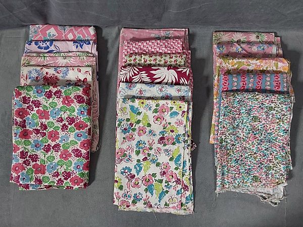 Lot 223: 17 Vintage Feedsacks-Pink Florals