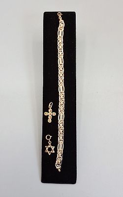 14K Jewelry Grouping. Each piece marked 14K to include a yellow-gold rope style 7” bracelet