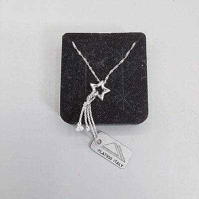 18K Rope Necklace with Star. Marked 18K 17" white gold fine rope necklace (1g) with 950 silver