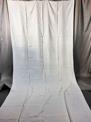 Vintage White Fern Damask Linen Tablecloth - Banquet. Vintage White Fern Damask Linen 