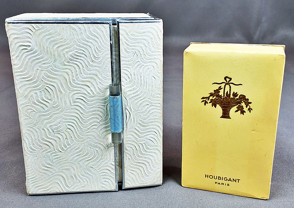 Lot 261: c1912-1939 Quelques Fleurs and Transparence by Houbigant