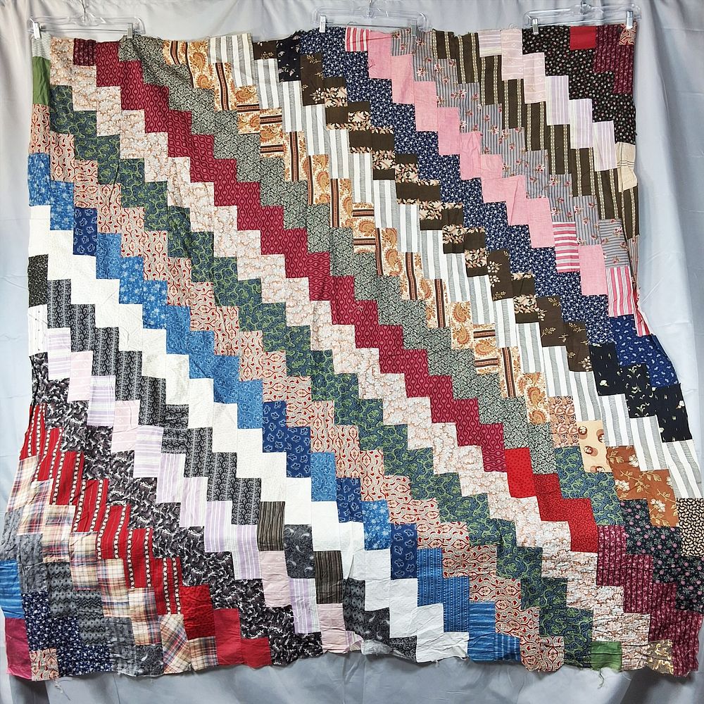 Lot 170: Antique c1910 Zig Zag Quilt Top