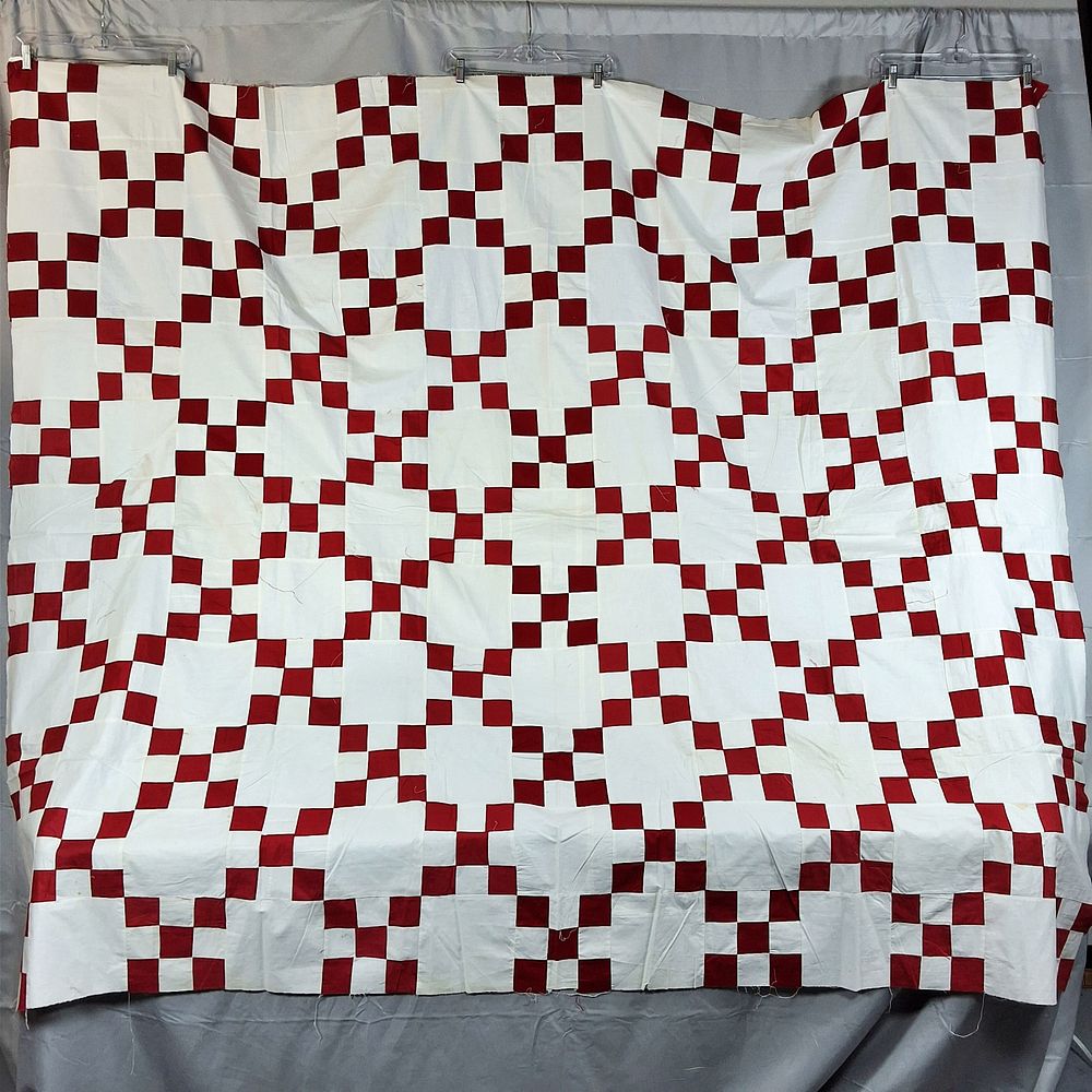 Lot 181: 20th Cen. Red White Irish Chain Quilt Top