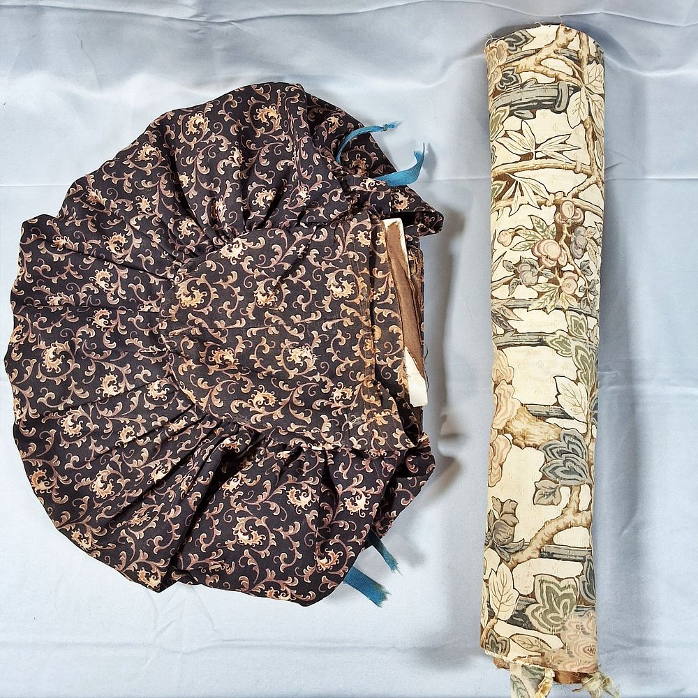 Lot 199: Antique 1870 Linen Roll and Fabric Bag