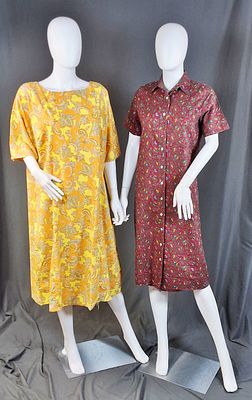 2 Vintage c1970s Paisley Cotton Dresses. There are 2 vintage 1970s paisley dresses with one 