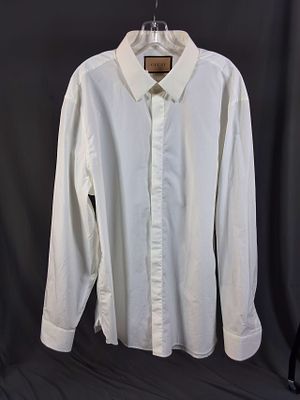 Gucci White Button Up Shirt. Sz 18 white Gucci button up shirt with long sleeves. Made of cotton 