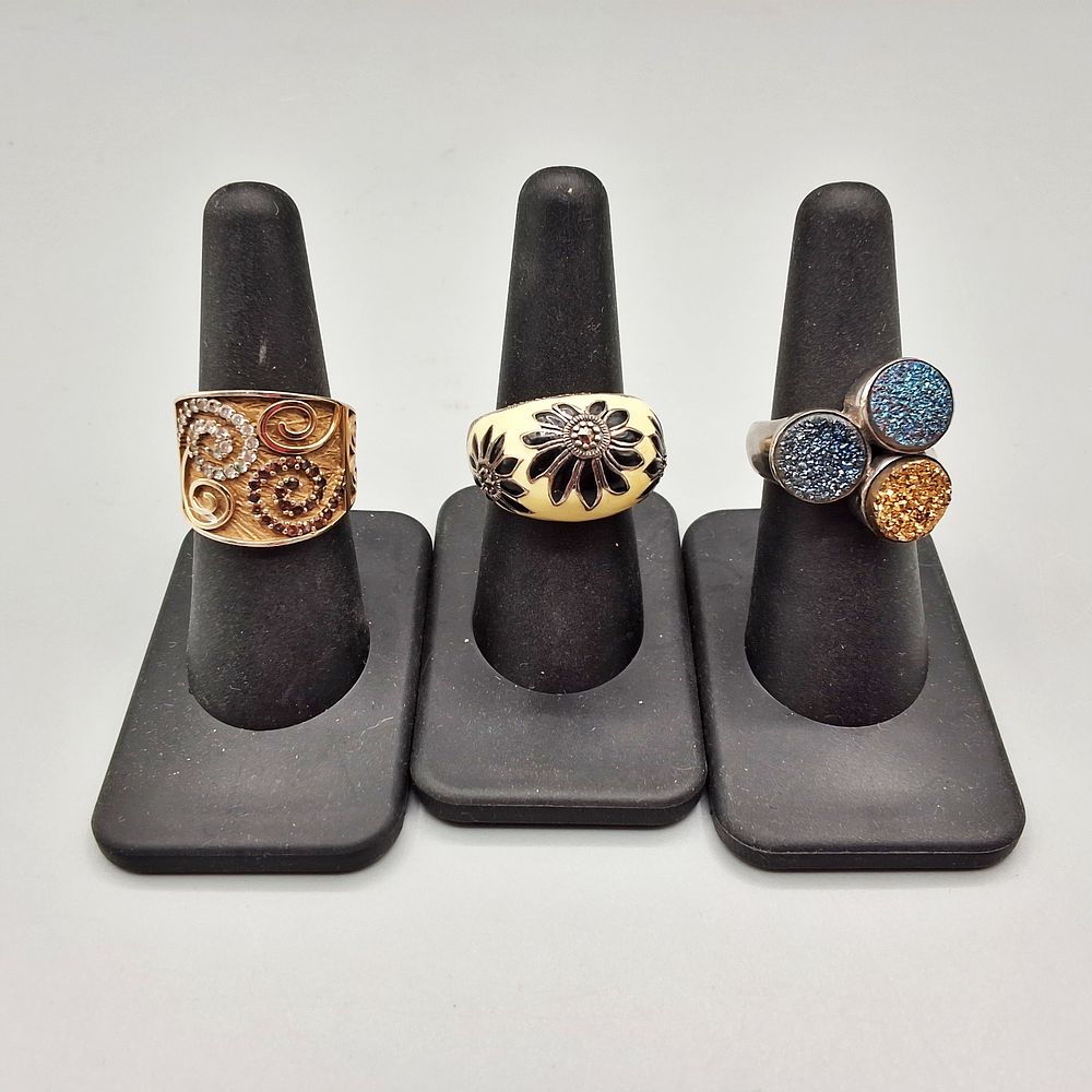 Lot 153: 3 Sterling Silver Fashion Rings