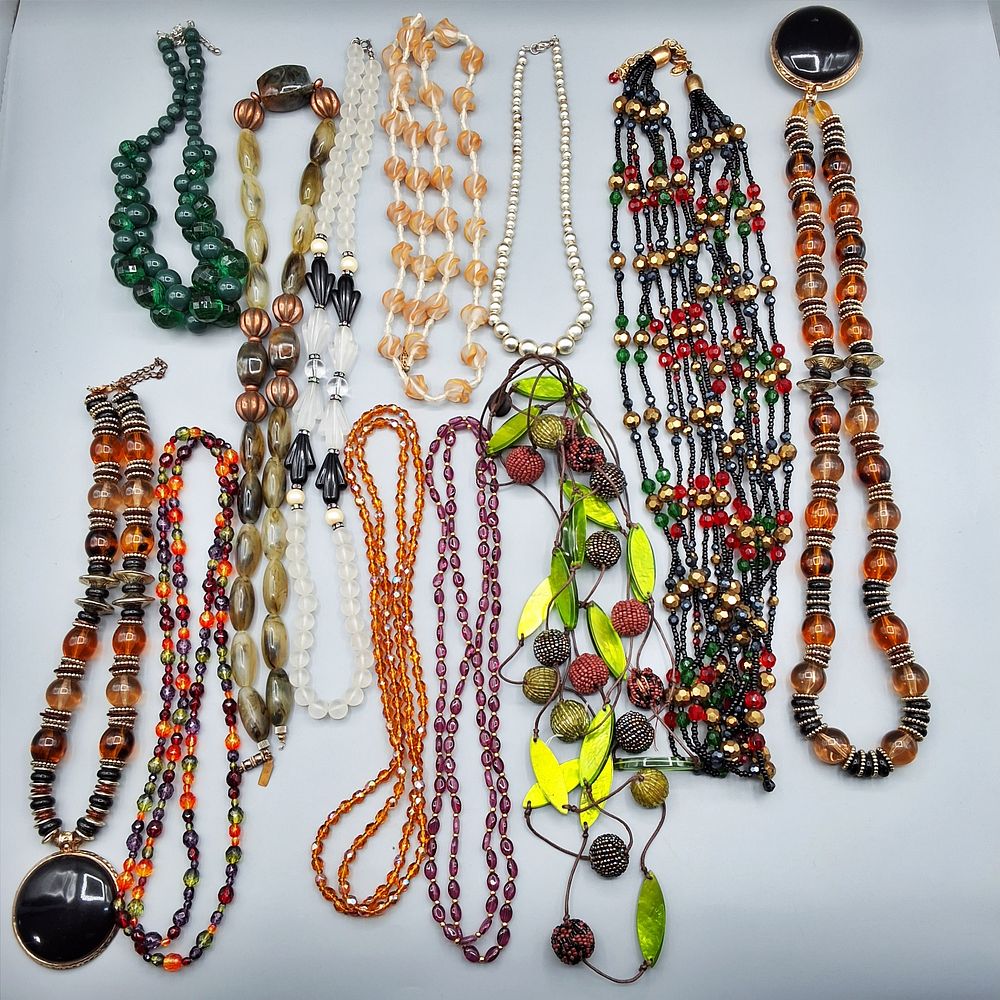 Lot 164: 12 Glass Stone Necklaces - Joan Rivers