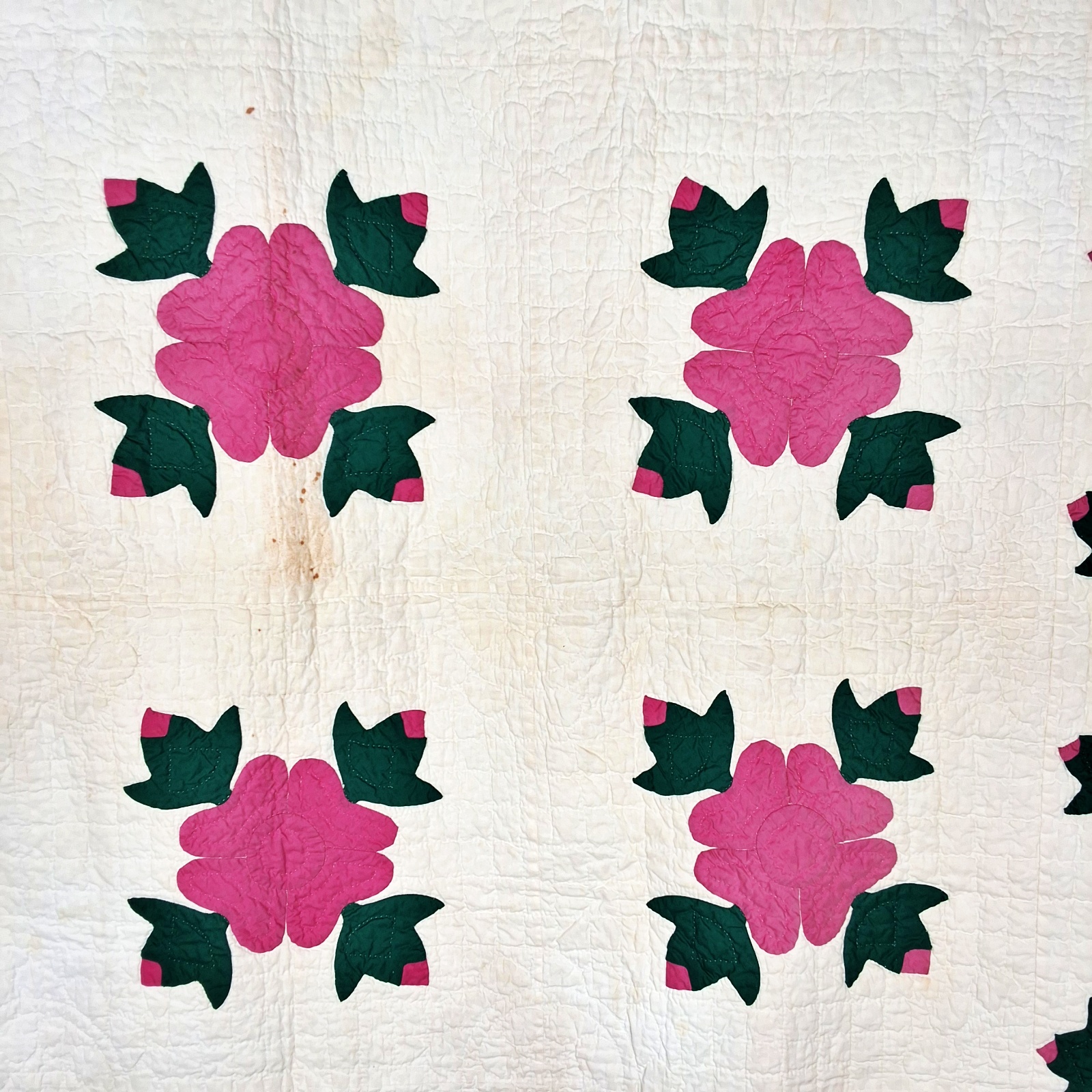 Vintage c1950 Rose of Sharon Quilt