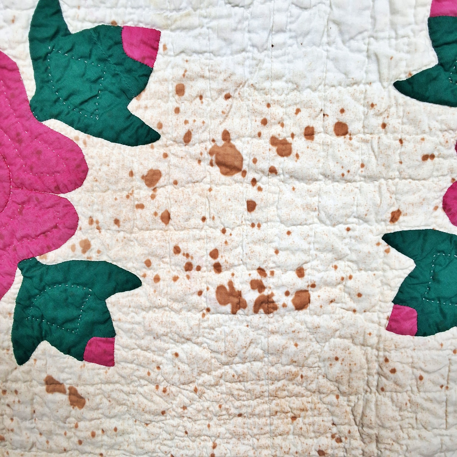 Vintage c1950 Rose of Sharon Quilt