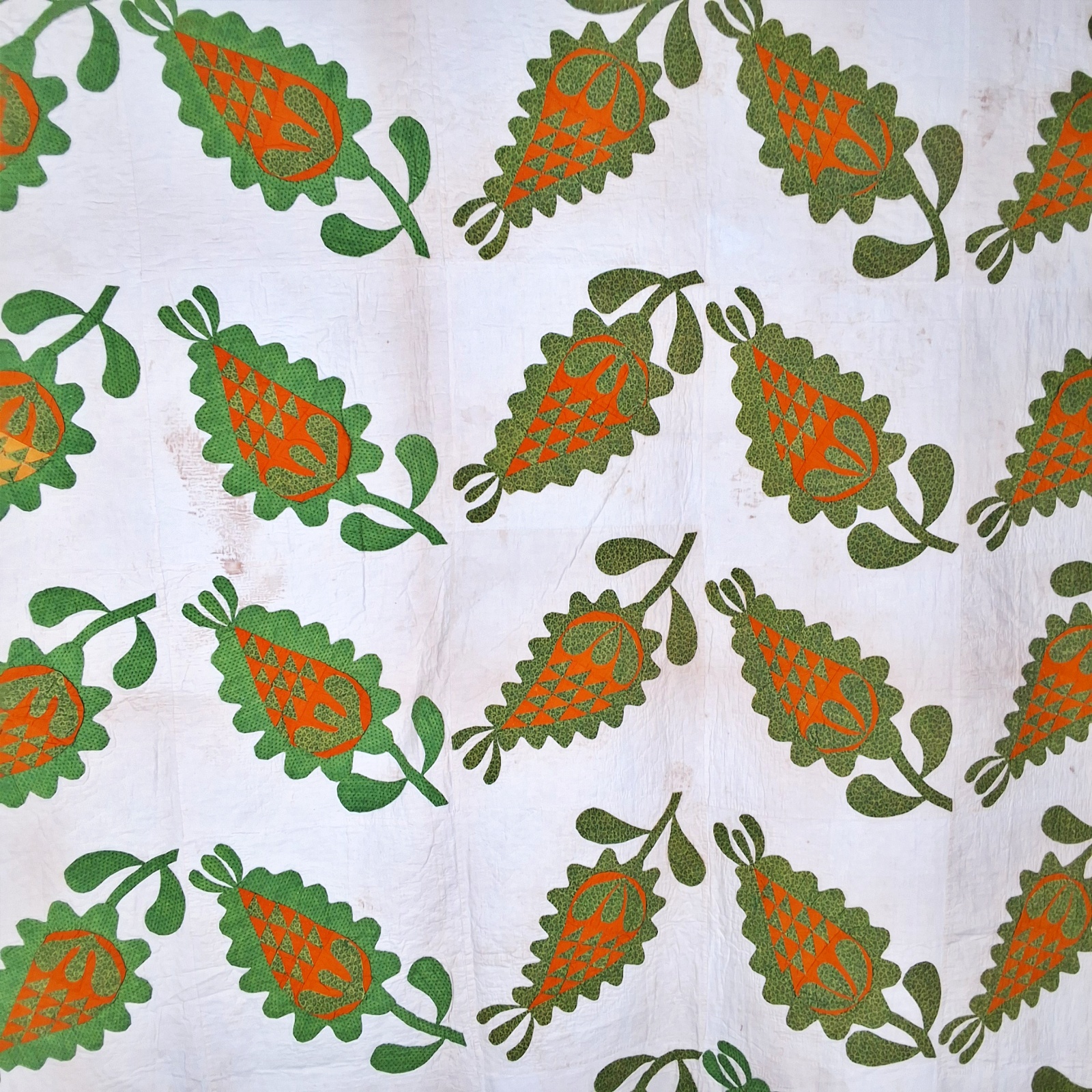 Antique c1860 Pineapple Quilt