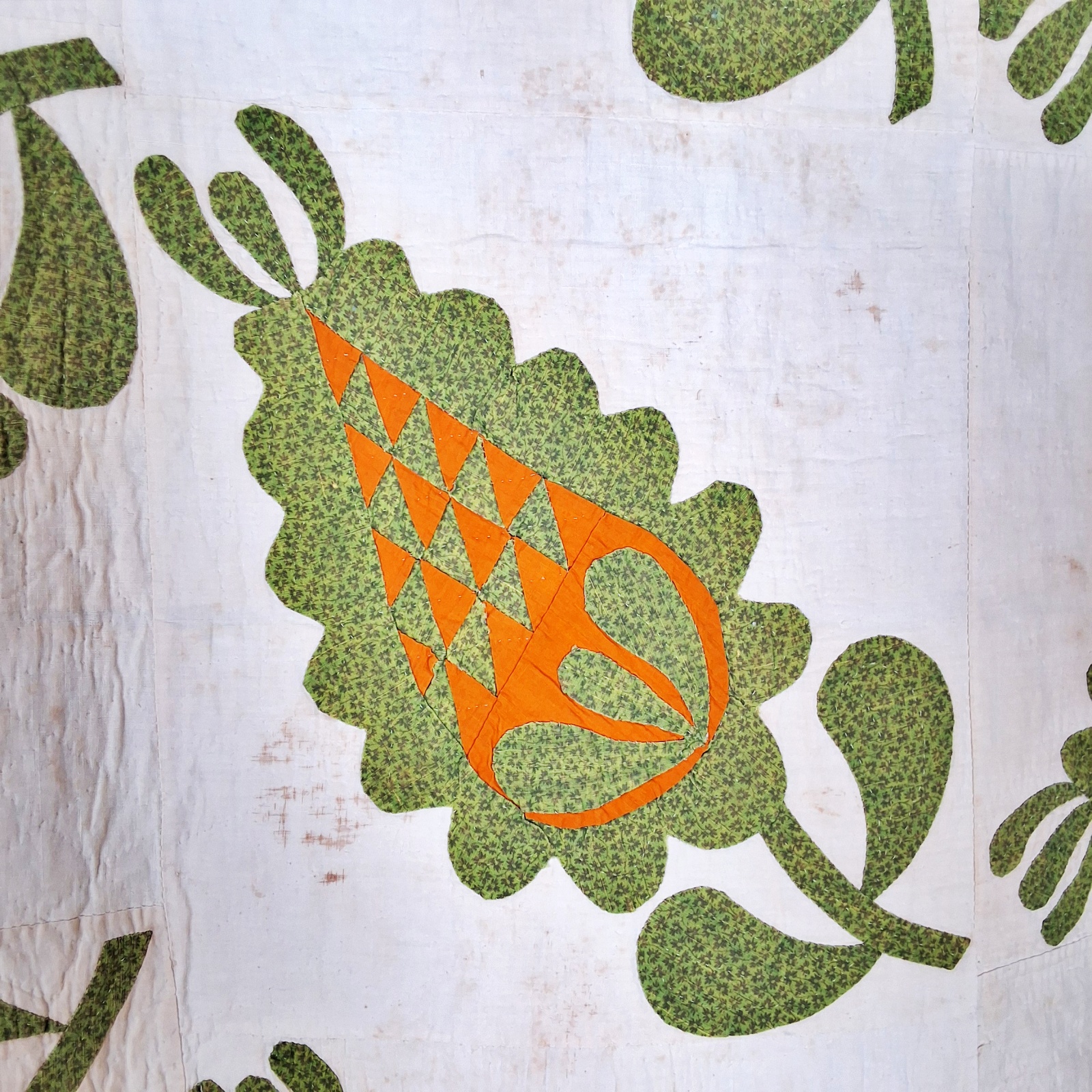 Antique c1860 Pineapple Quilt
