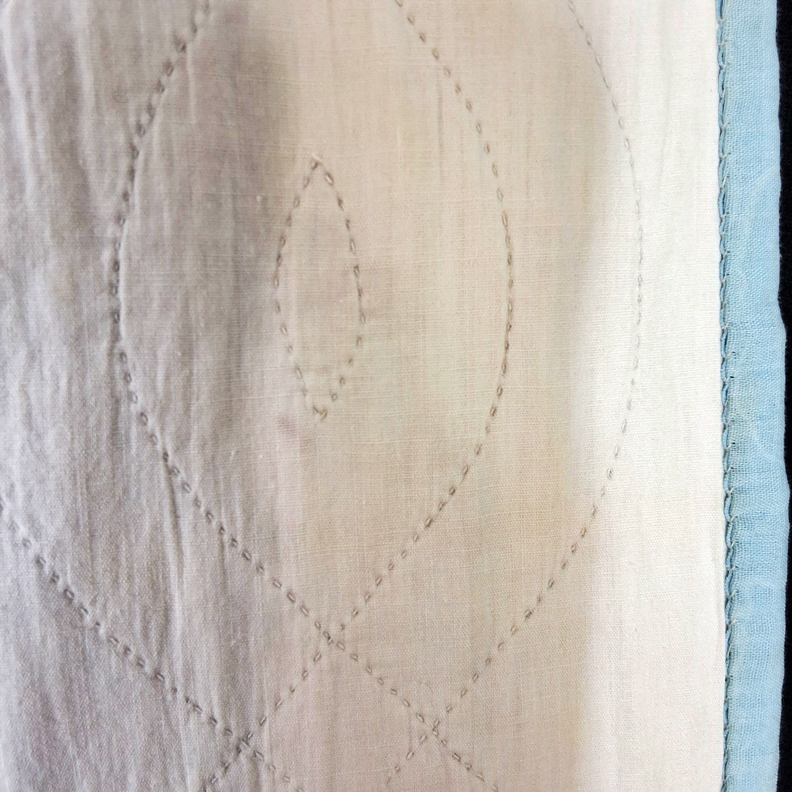 Vintage c1940 Irish Chain Quilt