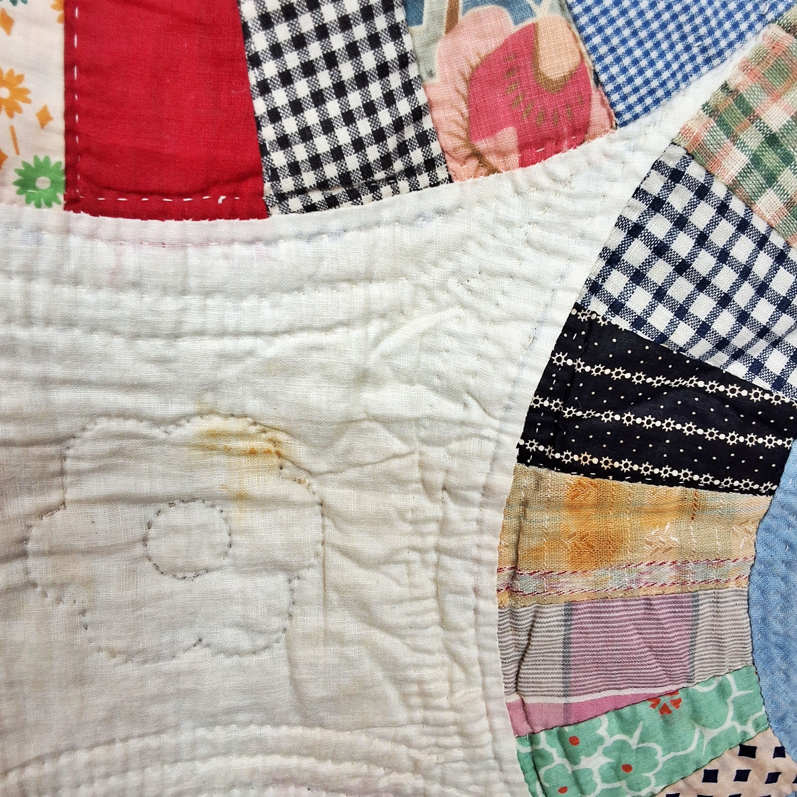 Vintage c1950 Double Wedding Ring Quilt