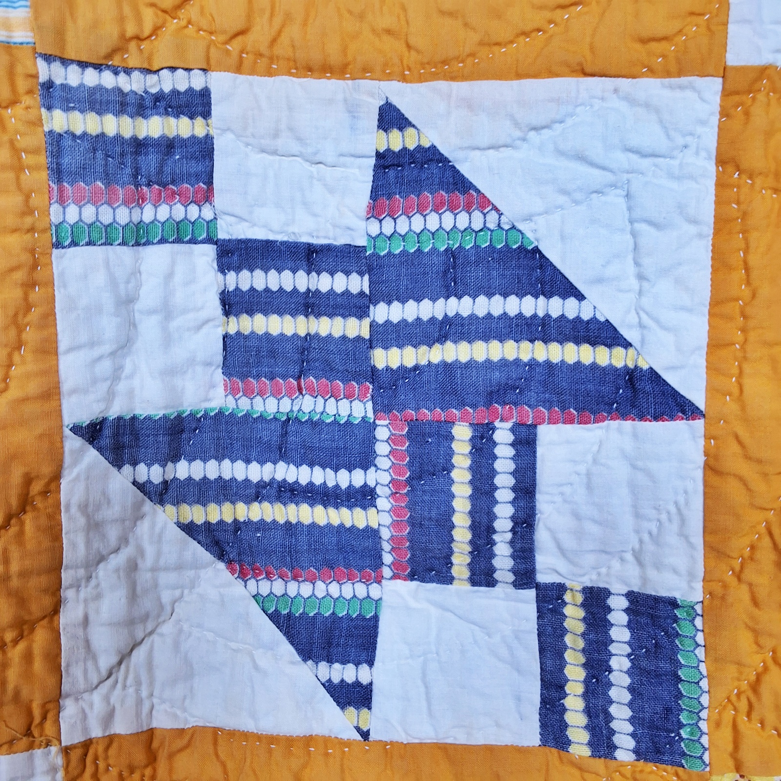 Vintage c1940 Hour Glass Quilt