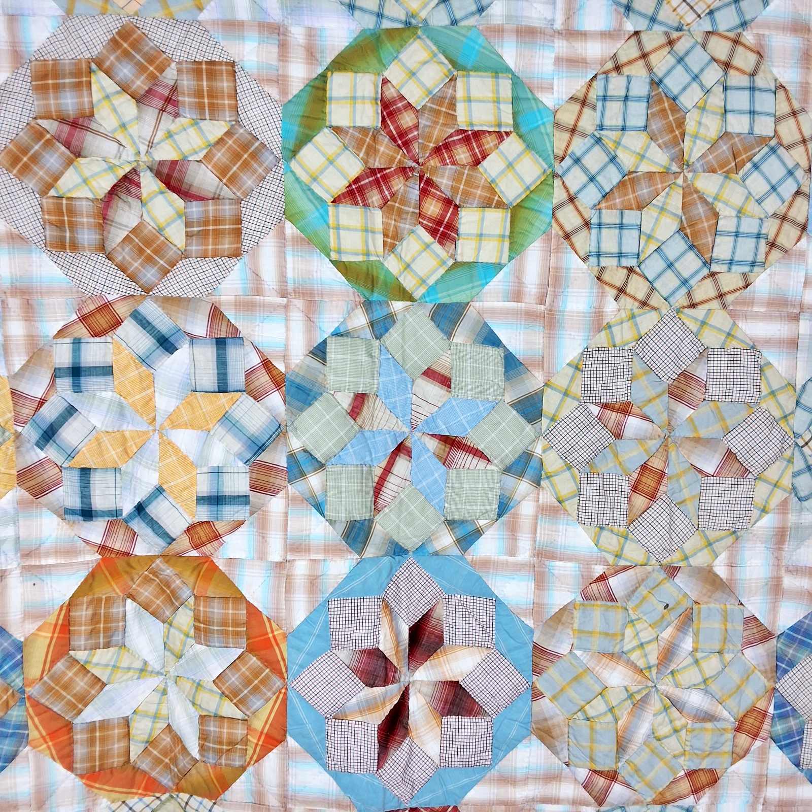 Vintage c1970 Rolling Star Quilt