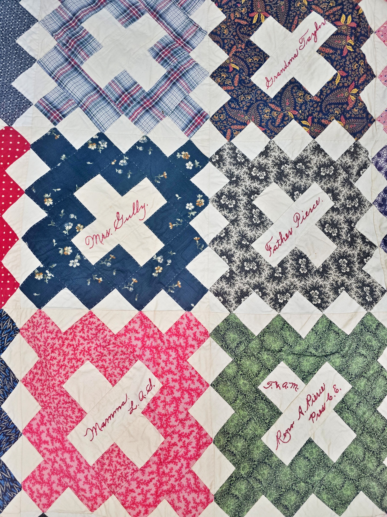 Vintage c1930 Friendship Quilt