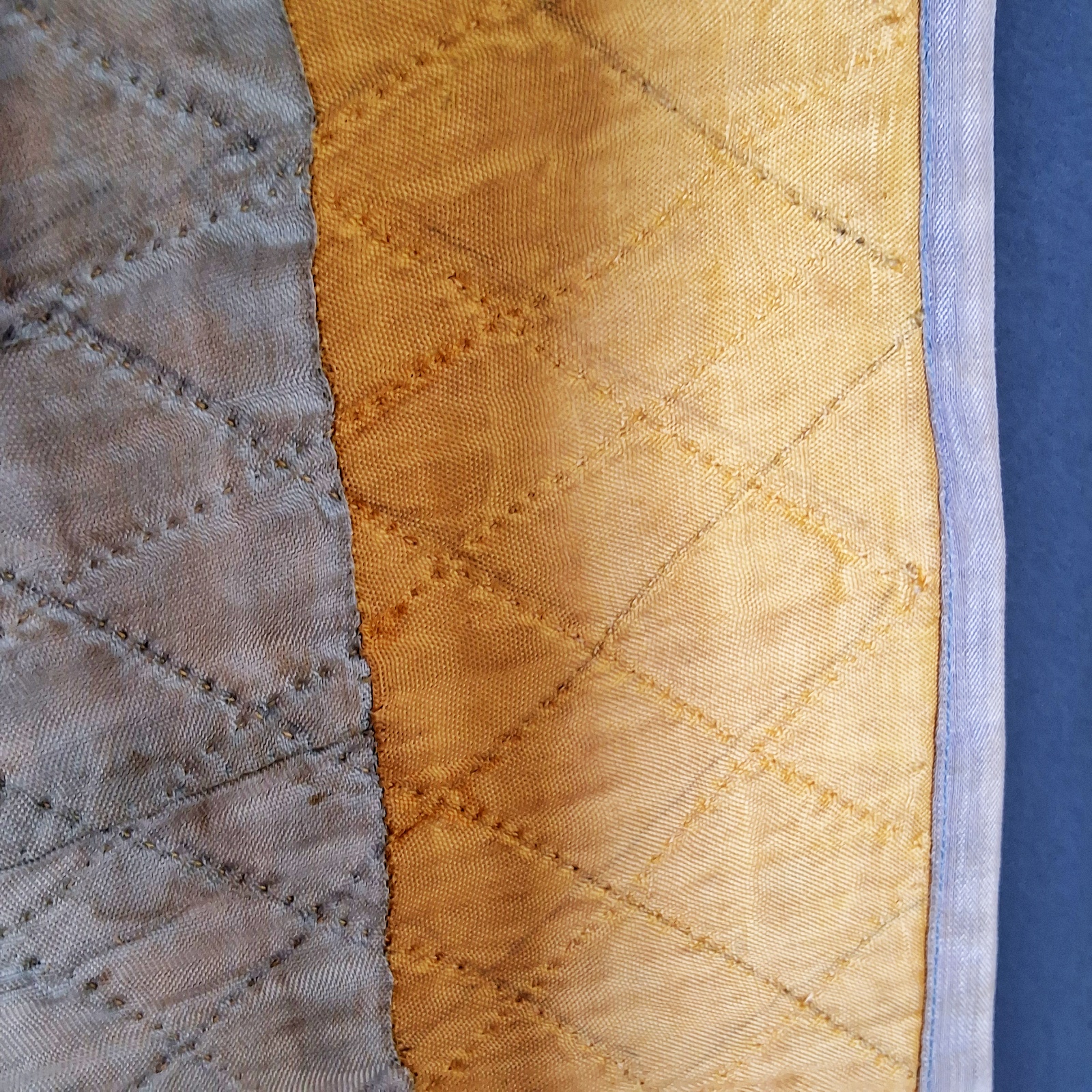 Vintage c1930 Ocean Waves Quilt - Sateen