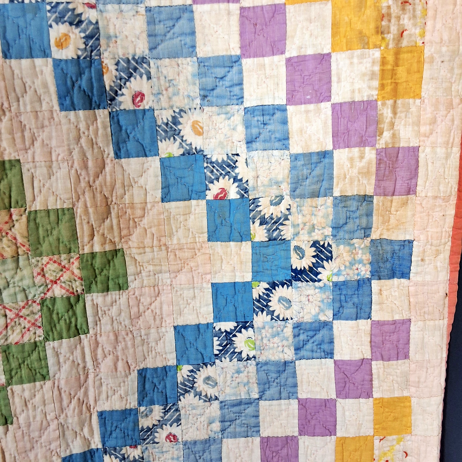 Vintage c1940 Trip Around the World Quilt