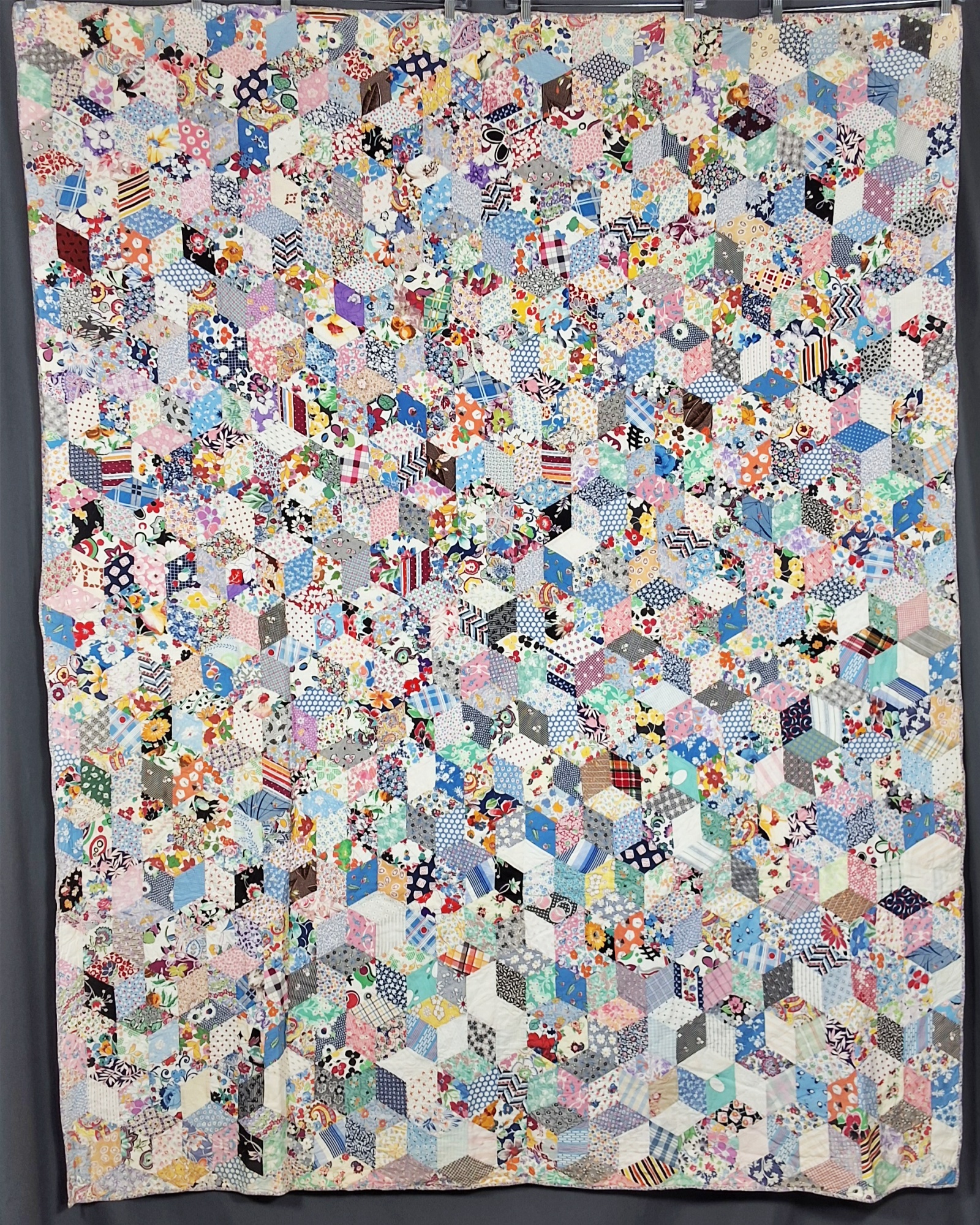 Vintage c1940 Tumbling Blocks Quilt