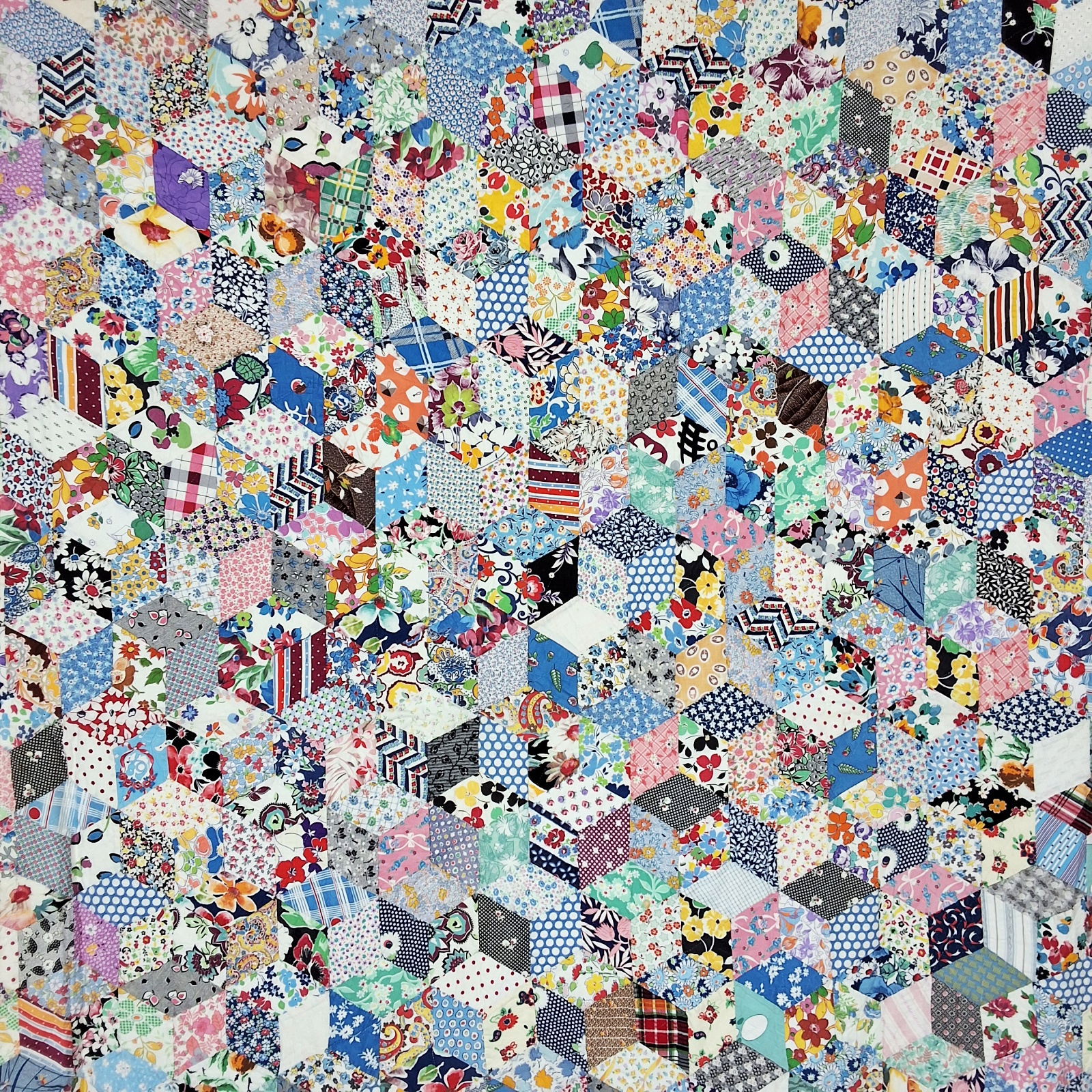 Vintage c1940 Tumbling Blocks Quilt