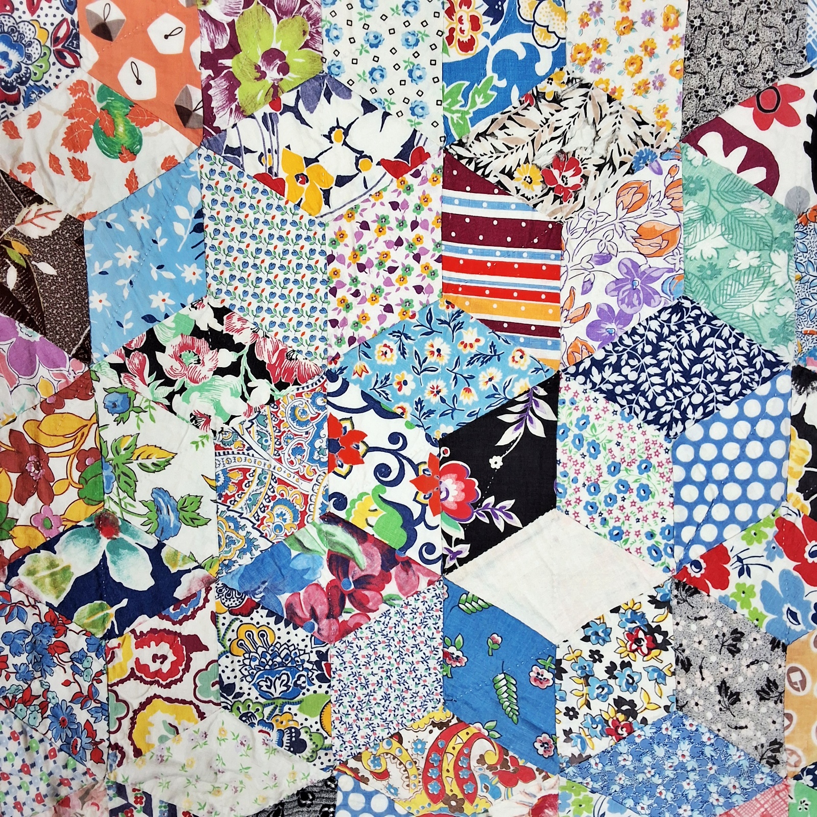 Vintage c1940 Tumbling Blocks Quilt