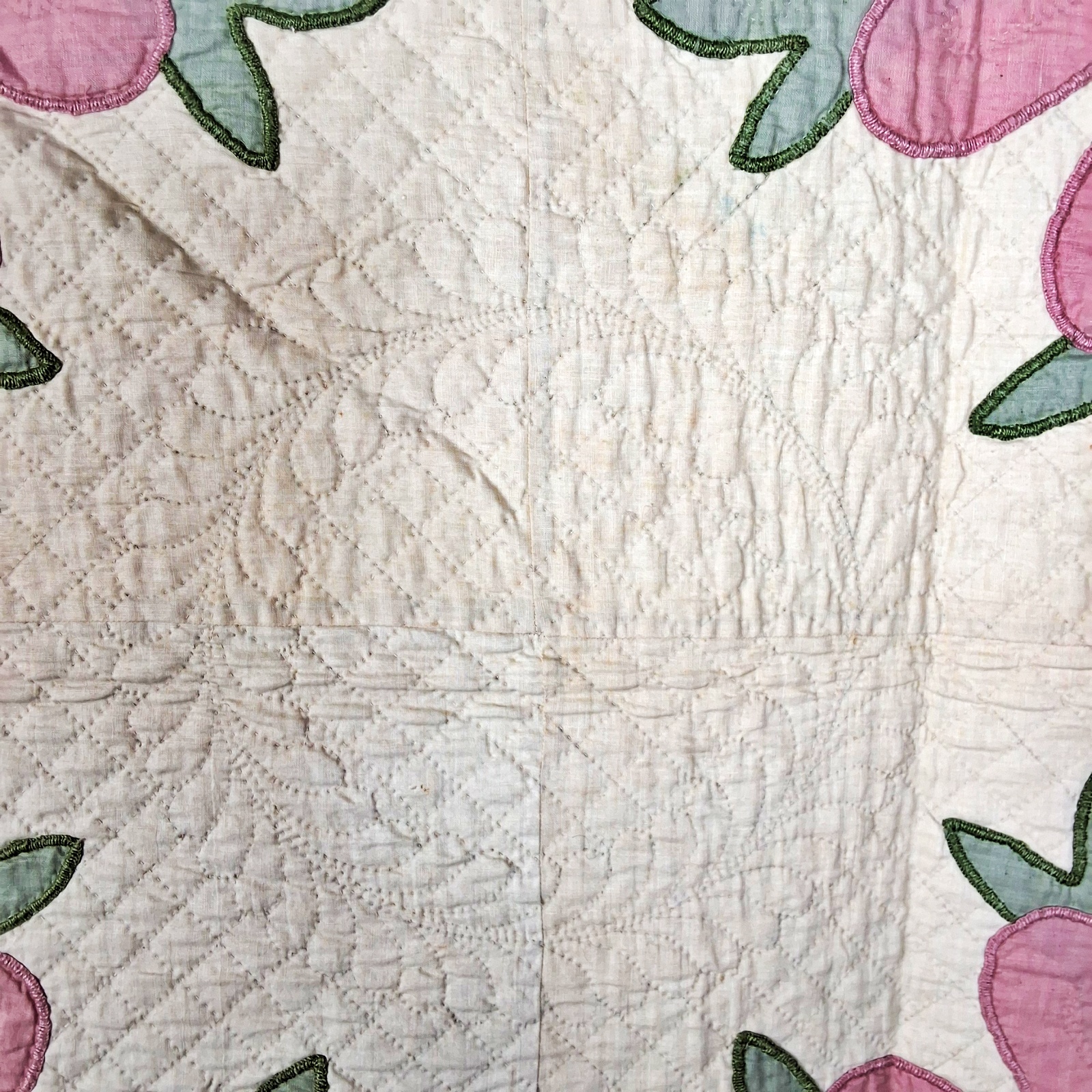Vintage c1930 Rose of Sharon Quilt