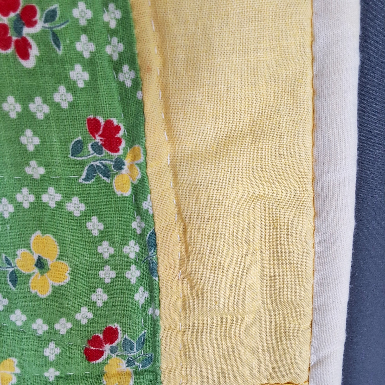 Vintage c1940 Turkey Tracks Quilt